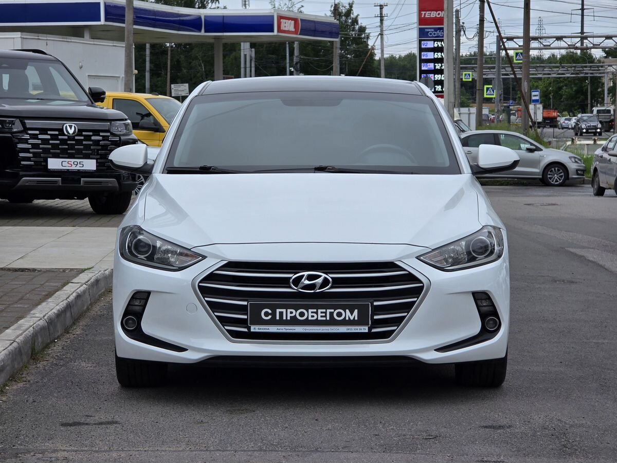 Hyundai Elantra