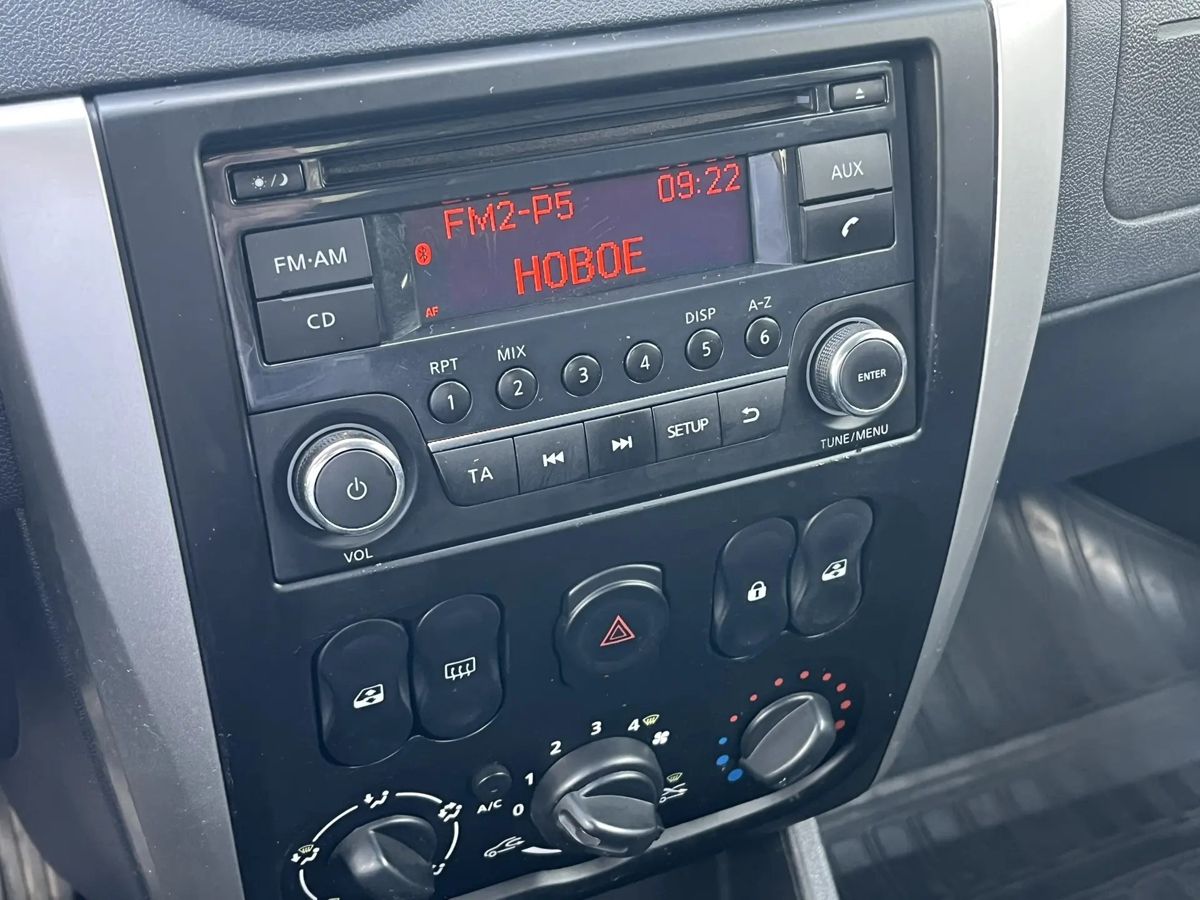 Nissan Almera