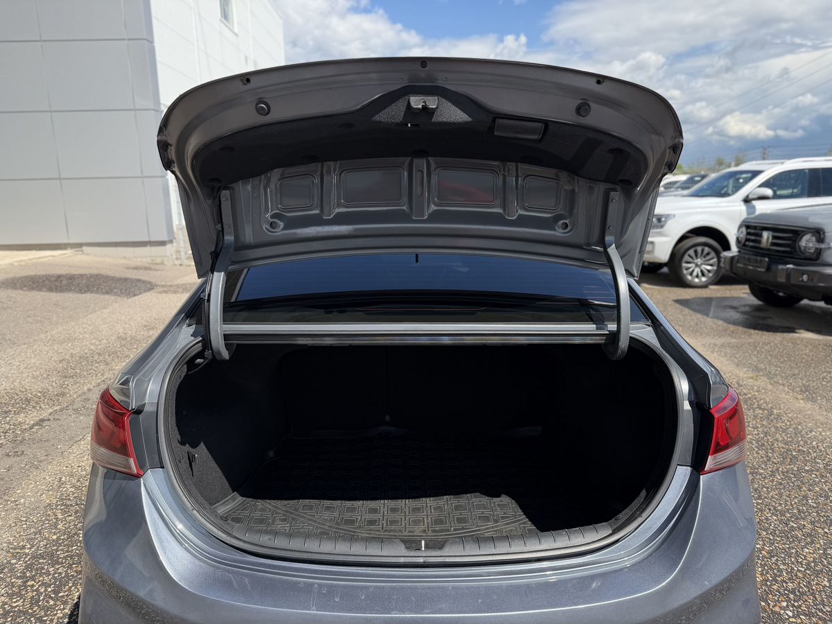 Hyundai Solaris