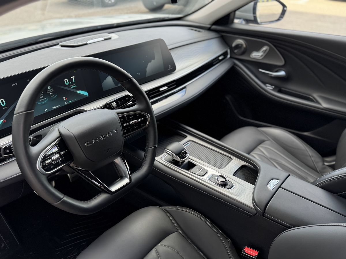 Chery Arrizo 8